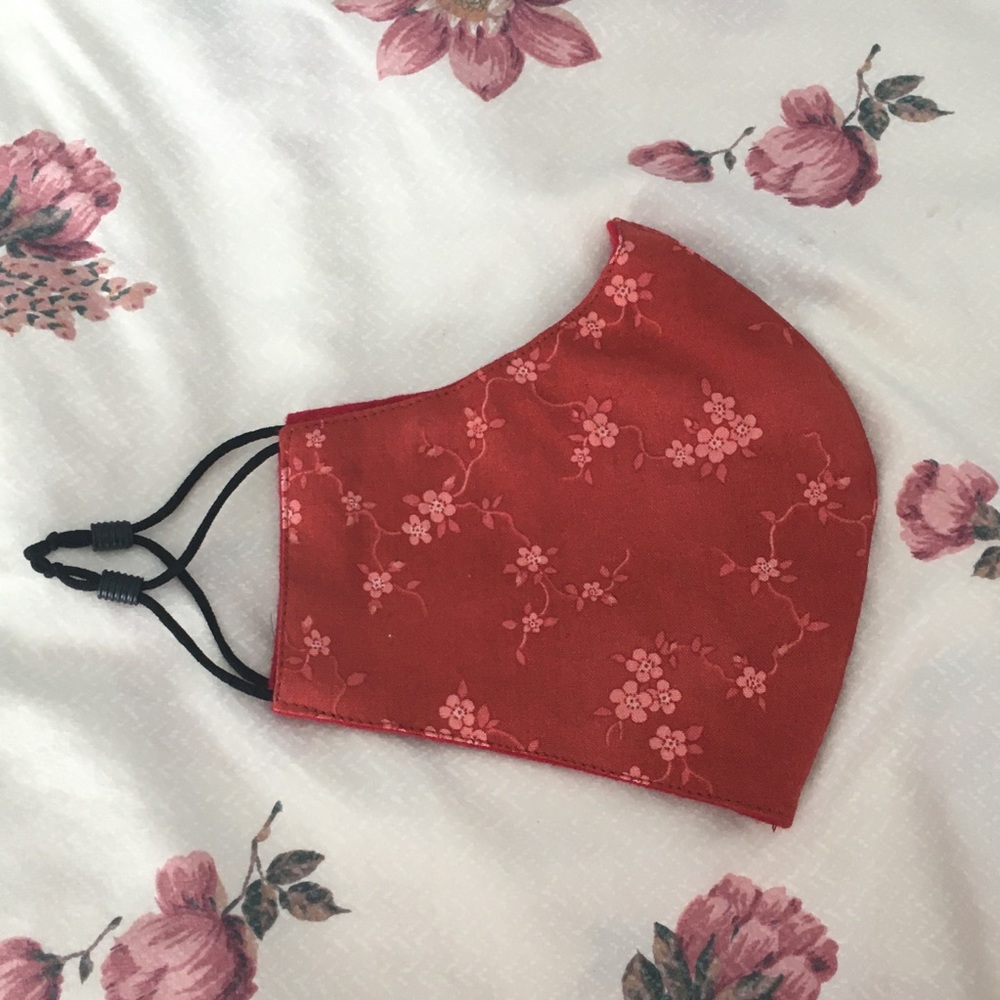CHERRY blossom adjustable face mask (NEW!) - Picture 4 of 6